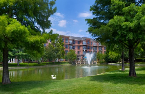 Signature Pointe On The Lake Healthcare Community