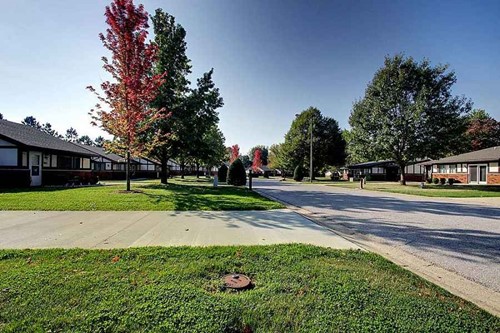 The Villas Senior Care Community (West)