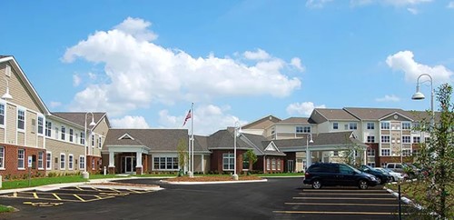 Luther Oaks - Independent and Assisted Living